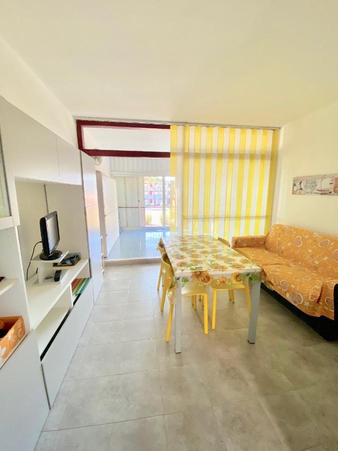 Apartments Via Dei Platani Marina Di Bibbona Ngoại thất bức ảnh